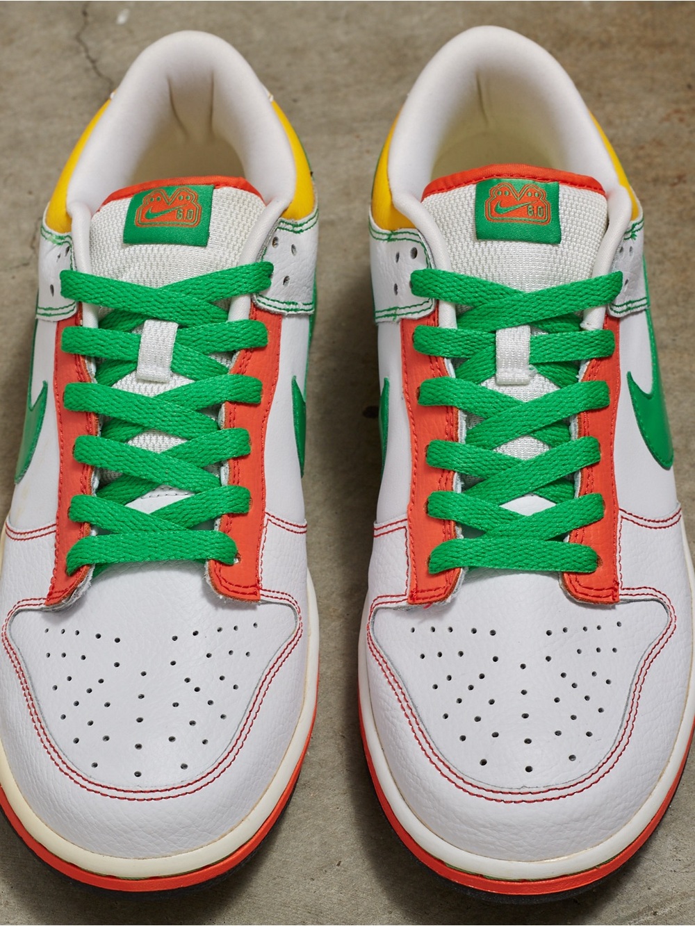 Nike 6.0 Dunk Low ‘Rasta’ - Picture 3 of 11
